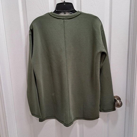 NWT Up! Long Sleeved Top Soft Tencel Green Women's Size Small Crewneck - Picture 11 of 14